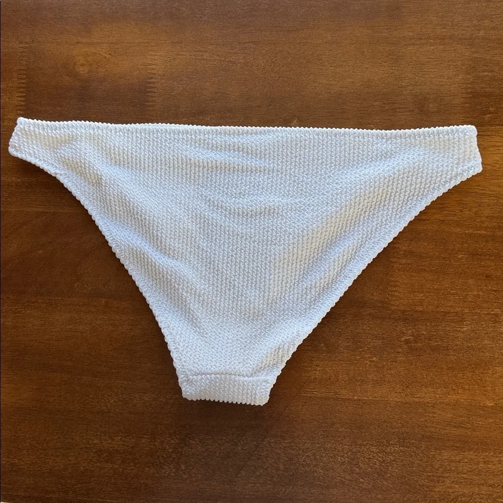 H&M White Cheeky Bikini Bottom NWT Size 8 - Picture 2 of 5